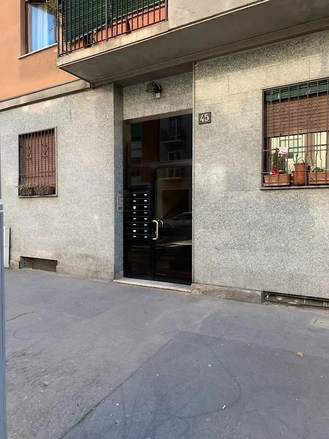 Appartamento Andrea Milano